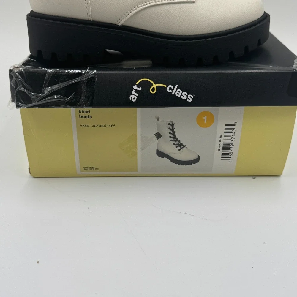 Art Class Khari Lace-Up Combat Boots Kids Size 1 Cream Faux Leather NIB